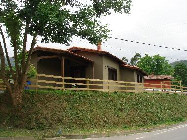 Maison de vacances /en/au PORRUA (Asturias)ou appartement ou maison de vacances