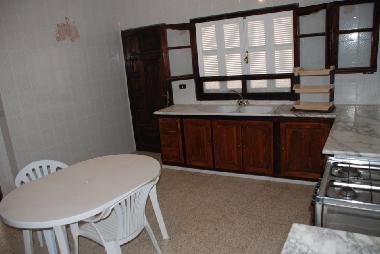 Bateau �/en/au Hammamet (Nabul)ou appartement ou maison de vacances