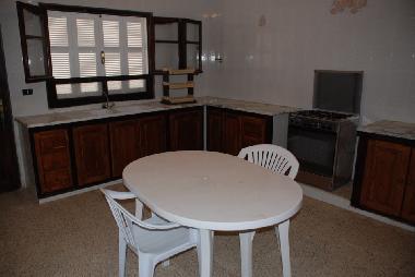 Bateau �/en/au Hammamet (Nabul)ou appartement ou maison de vacances