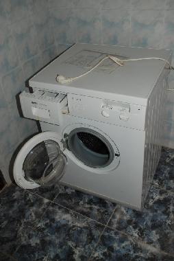 Bateau �/en/au Hammamet (Nabul)ou appartement ou maison de vacances