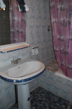 Bateau �/en/au Hammamet (Nabul)ou appartement ou maison de vacances