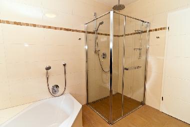 Maison de vacances /en/au Gneven (Mecklenburg-Schwerin)ou appartement ou maison de vacances