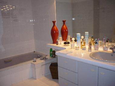 Villa �/en/au Pérols (H�rault)ou appartement ou maison de vacances