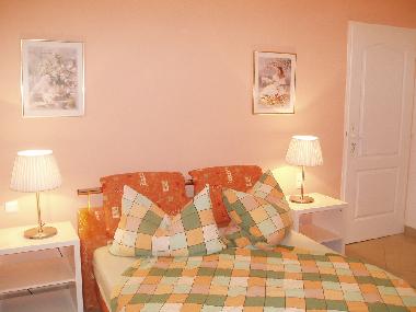 Chambre avec petit d�jeuner �/en/au Ortaffa (Pyr�n�es-Orientales)ou appartement ou maison de vacances