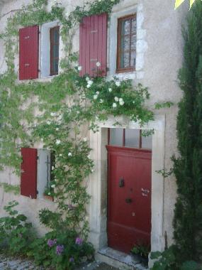 Maison de vacances �/en/au Reillanne (Alpes-de-Haute-Provence)ou appartement ou maison de vacances