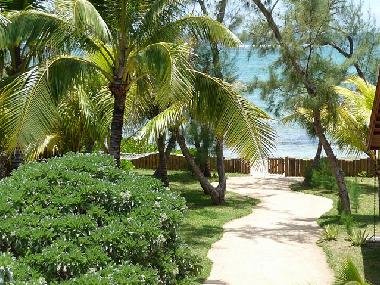 Villa �/en/au post lafayette (Flacq)ou appartement ou maison de vacances