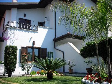 Maison de vacances �/en/au Sabaudia (Latina)ou appartement ou maison de vacances