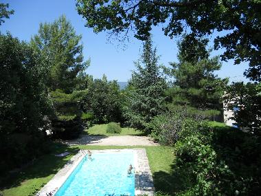 Maison de vacances /en/au Ansouis (Vaucluse)ou appartement ou maison de vacances