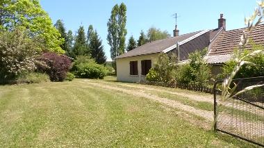 Maison de vacances �/en/au St Honore les Bains (Ni�vre)ou appartement ou maison de vacances