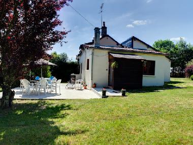 Maison de vacances �/en/au St Honore les Bains (Ni�vre)ou appartement ou maison de vacances