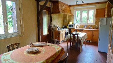 Maison de vacances �/en/au St Honore les Bains (Ni�vre)ou appartement ou maison de vacances