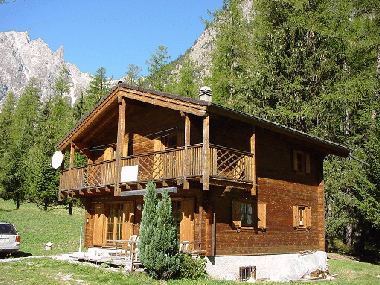 Maison de vacances �/en/au Praz de Fort (Martigny)ou appartement ou maison de vacances