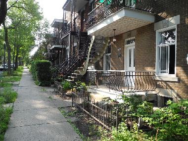 Appartement de vacances �/en/au Montr�al (Quebec)ou appartement ou maison de vacances