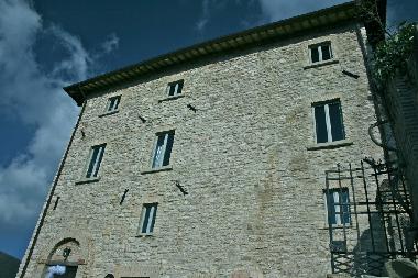 Palais / Chteau /en/au Pievebovigliana (Macerata)ou appartement ou maison de vacances