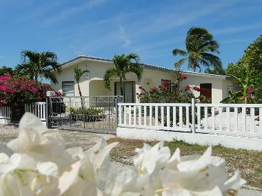 Maison de vacances �/en/au Grote Berg (Curacao)ou appartement ou maison de vacances