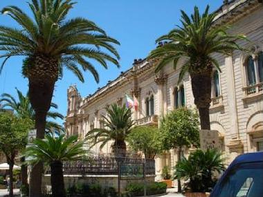 Ville de bureau si�ge Hall "Commissario Montalbano"