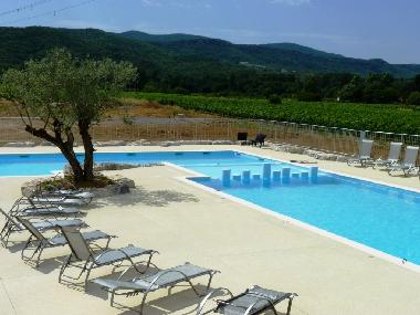 Chalet /en/au St. Alban Auriolles (Ardche)ou appartement ou maison de vacances