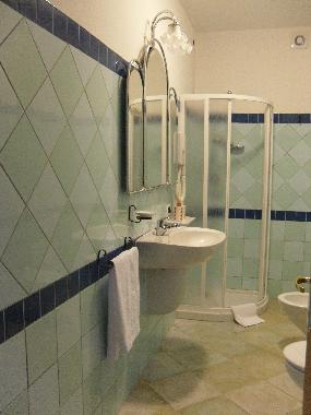 Chambre avec petit djeuner /en/au Tortol (Ogliastra)ou appartement ou maison de vacances