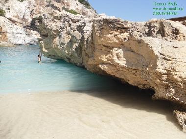 Chambre avec petit djeuner /en/au Tortol (Ogliastra)ou appartement ou maison de vacances