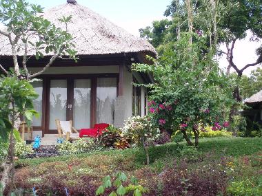 Maison de vacances �/en/au Tulamben (Bali)ou appartement ou maison de vacances