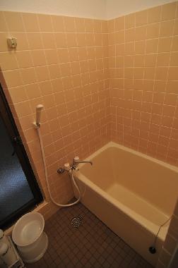 salle de bains douche & baignoire
