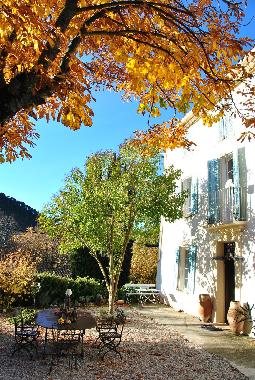 Maison de vacances /en/au Propiac (Drme)ou appartement ou maison de vacances