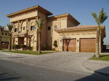 Maison de vacances �/en/au Frond F (Dubayy)ou appartement ou maison de vacances