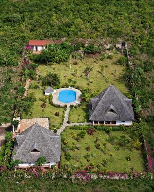 Maison de vacances /en/au diani beach (Coast)ou appartement ou maison de vacances