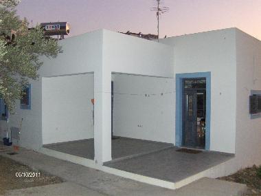 Maison de vacances /en/au Myrties (Dodekanisos)ou appartement ou maison de vacances