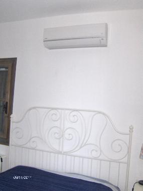 Maison de vacances /en/au Myrties (Dodekanisos)ou appartement ou maison de vacances