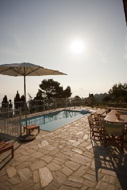 Maison de vacances �/en/au GLOSSA (Magnisia)ou appartement ou maison de vacances