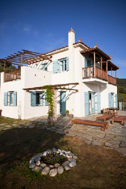 Maison de vacances �/en/au GLOSSA (Magnisia)ou appartement ou maison de vacances