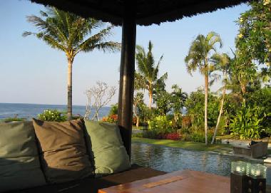 Maison de vacances �/en/au Dencarik (Bali)ou appartement ou maison de vacances