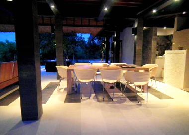 Villa �/en/au Dencarik (Bali)ou appartement ou maison de vacances