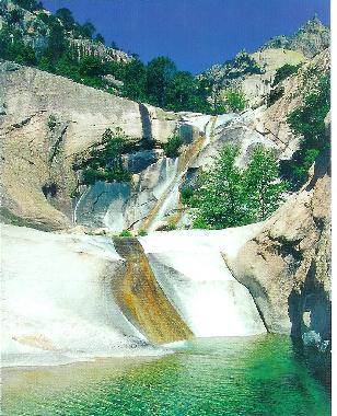 Maison de vacances /en/au Calenzana (Haute-Corse)ou appartement ou maison de vacances