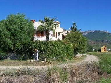 Maison de vacances �/en/au Mersin (= Icel) / Adana / Silifke / Yesilovacik (Icel)ou appartement ou maison de vacances