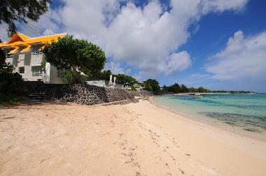 Villa �/en/au Grand Baie (Riviere du Rempart)ou appartement ou maison de vacances