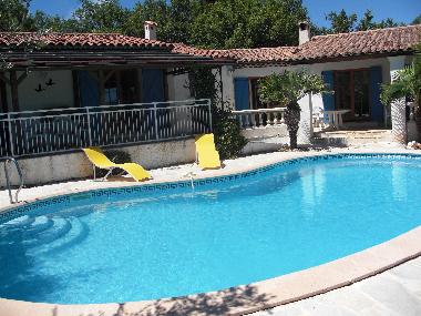 Maison de vacances /en/au st cezaire sur siagne (Alpes-Maritimes)ou appartement ou maison de vacances