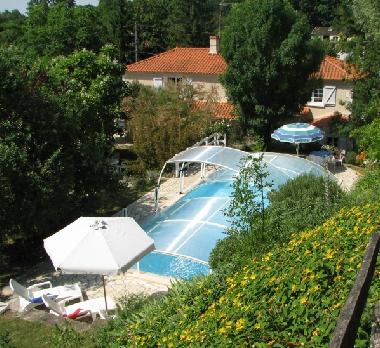 Chambre avec petit djeuner /en/au Velluire (Vende)ou appartement ou maison de vacances