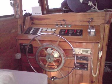 Bateau /en/au barcars (Pyrnes-Orientales)ou appartement ou maison de vacances