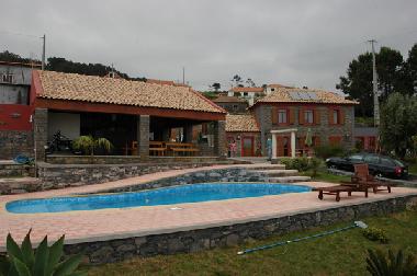 Maison de vacances /en/au Prazeres (Madeira)ou appartement ou maison de vacances