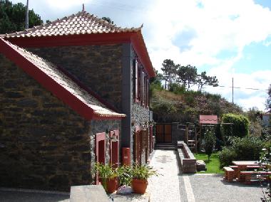 Maison de vacances /en/au Prazeres (Madeira)ou appartement ou maison de vacances