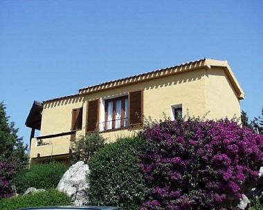 Maison de vacances /en/au Baja Sardinia (Sassari)ou appartement ou maison de vacances