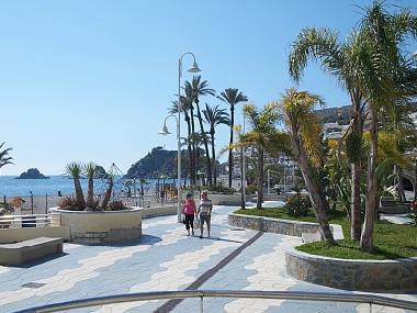 Maison de vacances /en/au Almuecar (Granada)ou appartement ou maison de vacances