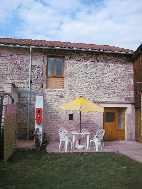 Maison de vacances �/en/au Pouilloux (Deux-S�vres)ou appartement ou maison de vacances
