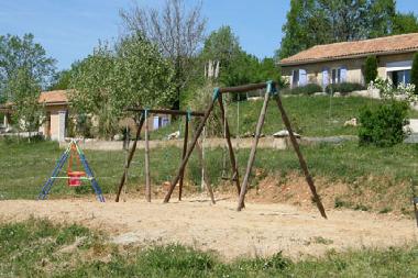 Villa /en/au Tourtoirac (Dordogne)ou appartement ou maison de vacances