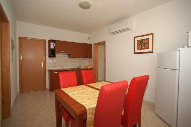 Maison de vacances /en/au Okrug Gornji (Splitsko-Dalmatinska)ou appartement ou maison de vacances