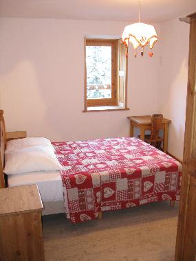 Chalet /en/au Risoul (Hautes-Alpes)ou appartement ou maison de vacances