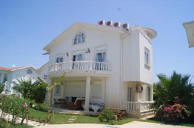 Maison de vacances �/en/au belek (Antalya)ou appartement ou maison de vacances