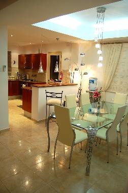 Villa �/en/au Mandria (Paphos)ou appartement ou maison de vacances